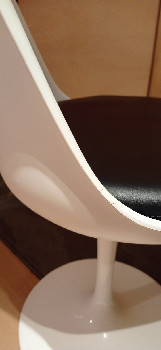 Image 1 of 2x Alivar Tulip Chair