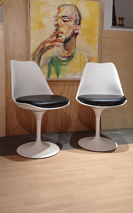 2x Alivar Tulip Chair