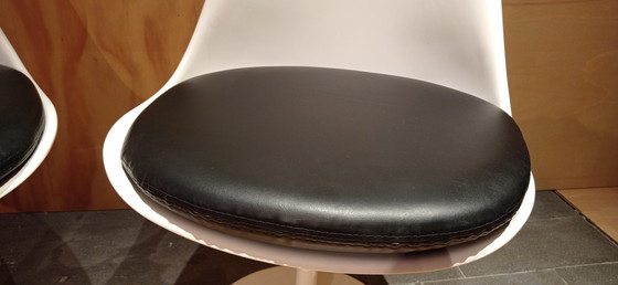 Image 1 of 2x Alivar Tulip Chair