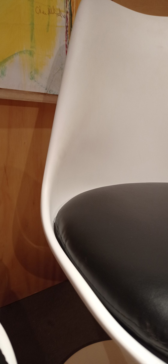 Image 1 of 2x Alivar Tulip Chair