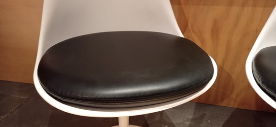 Image 1 of 2x Alivar Tulip Chair