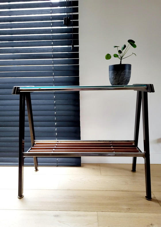 Image 1 of Tavolino o portavasi vintage, probabilmente Zuenelli, anni '60