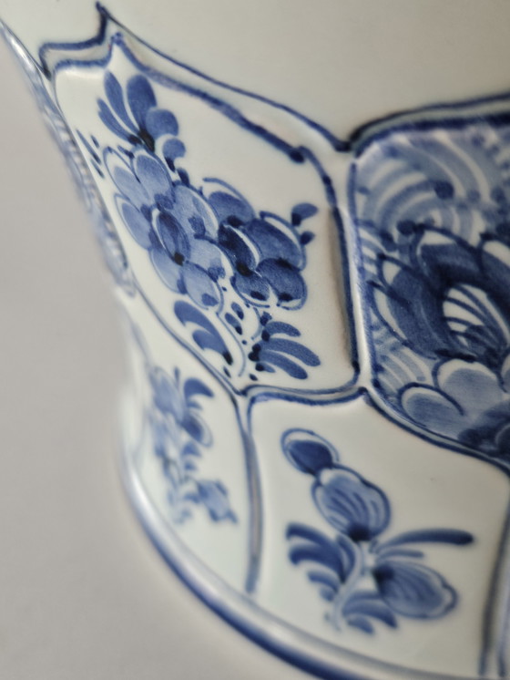 Image 1 of Le vase antique Paon de Delft