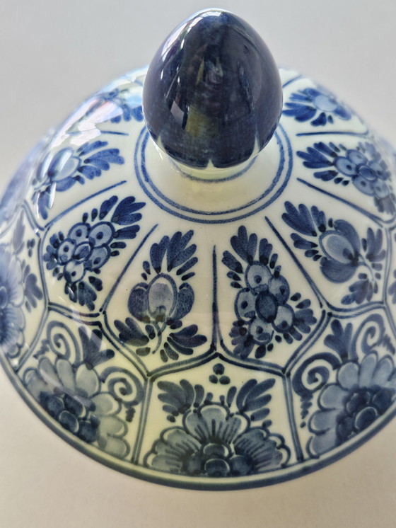 Image 1 of Le vase antique Paon de Delft