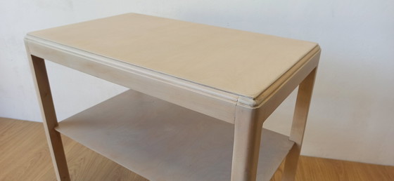 Image 1 of Tavolino vintage con ripiano