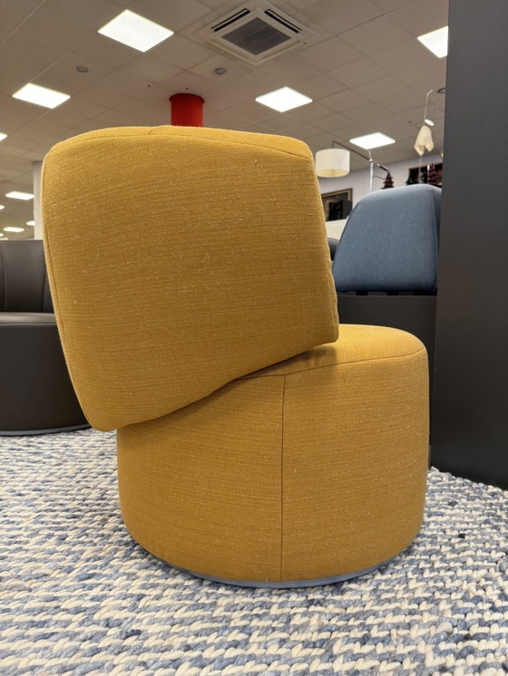 Image 1 of Rolf Benz 684 Armchair fabric yellow