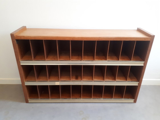 Image 1 of Mobiletto per cassetta postale vintage con scomparti