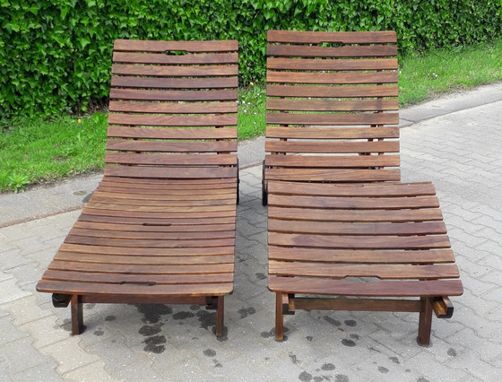 Image 1 of 2 chaises longues Gloster en teck, mobiles