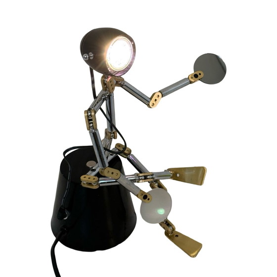 Image 1 of Sun Luen - Table Lamp Model ‘Osqar’ - Adjustable Figurine On A Round Base - In The Style Of Ygnacia Baranga