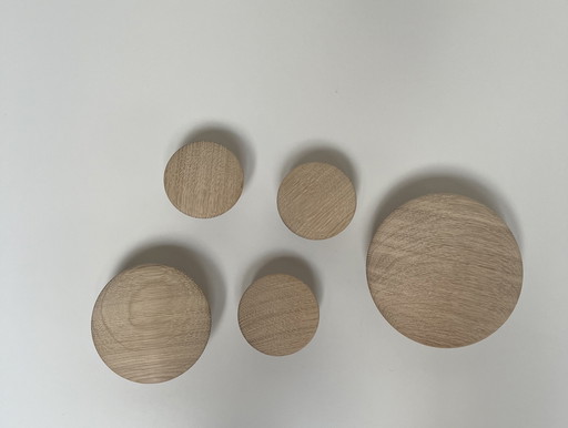 Muuto Dots Wood