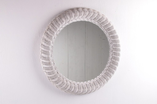 Scandinavian Round Rattan Mirror White.