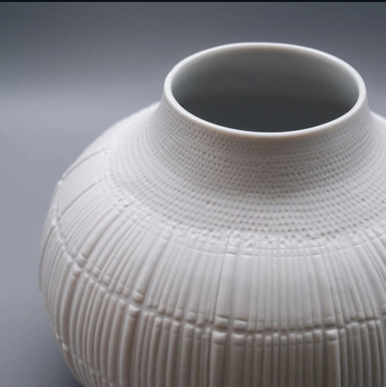 Image 1 of Rosenthal Studio-Line Bisque Porcelain Vase Structura Ribs Elsa Fischer-Treyden