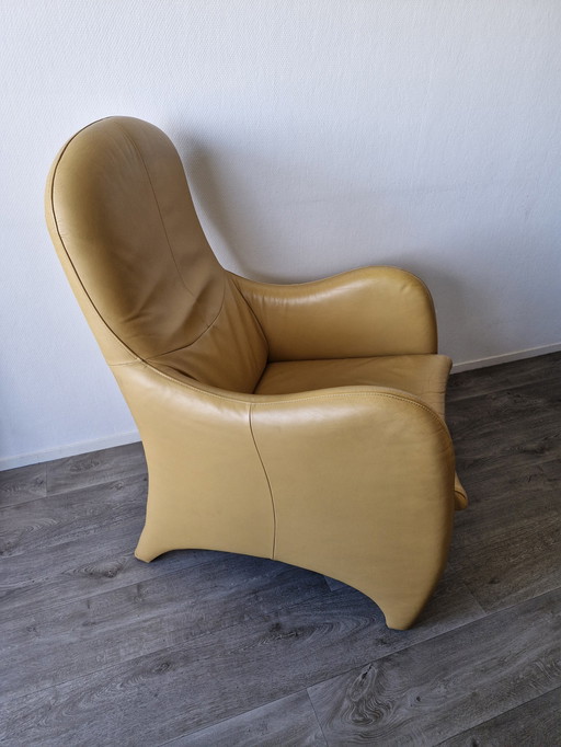 Sitting Vision design armchair