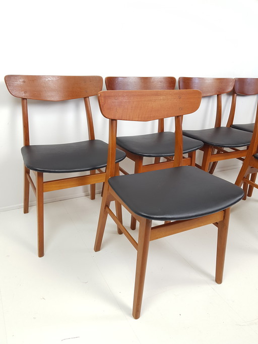 6 tables à manger danoises farstrup chaises noires skai