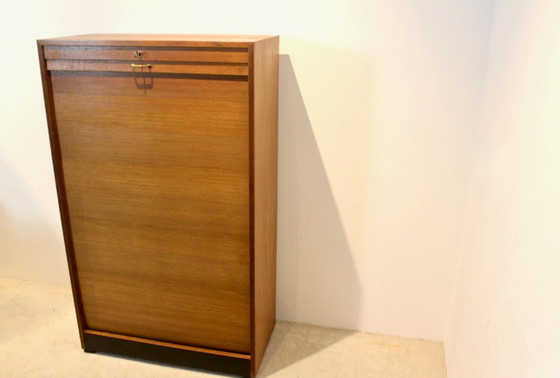 Image 1 of Bibliothèque hollandaise Bureau armoire de rangement avec porte coulissante