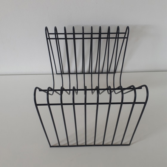 Image 1 of Sleek metal reading basket