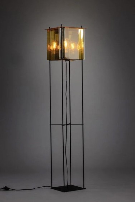 Image 1 of Floor lamp "Cube"