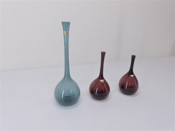 Image 1 of Set Of 3 Arthur Percy Scandinavian Tulip Vases For Gullaskruf 1950