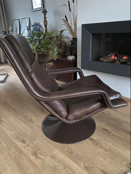 Image 1 of Artifort F140 tulip foot chocolate leather