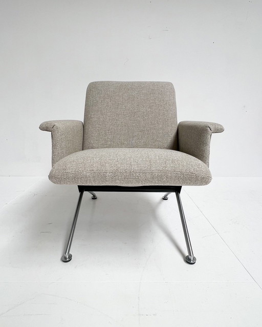 Re-upholstered Gispen 1432 Armchair by Cordemeyer, 1960s