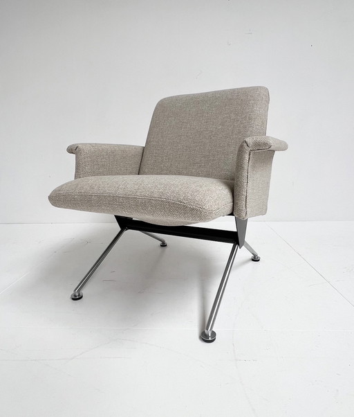 Re-upholstered Gispen 1432 Armchair by Cordemeyer, 1960s