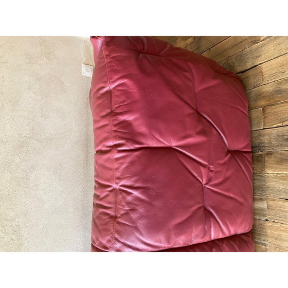 Image 1 of Divano vintage "informale" in pelle bordeaux di Hans Hoprfer, 1984