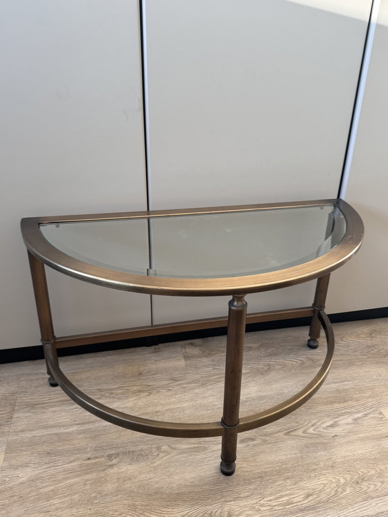 Image 1 of Table basse en laiton