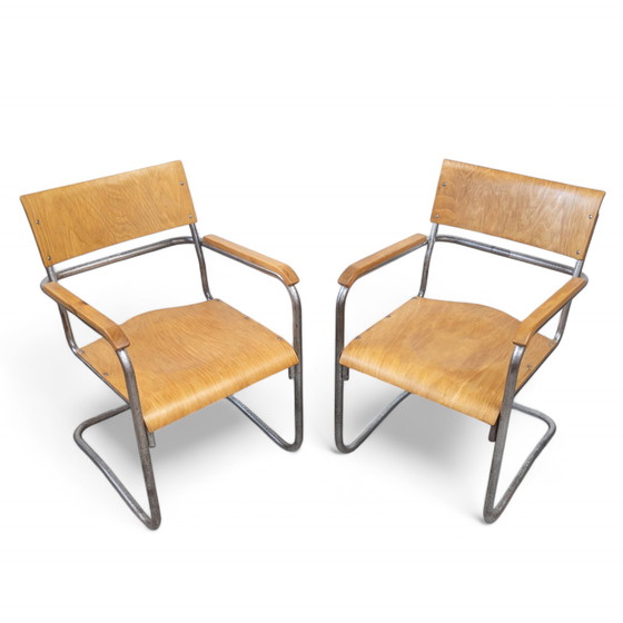 Image 1 of Marcel Breuer's B 34 armchairs variation from Samal & Co.