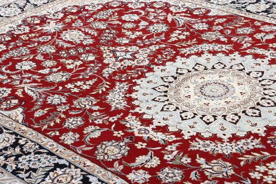 Image 1 of Elegant Persian Carpet Hand-knotted Nain 9 Lah- Size. 248 X 146 Cm -No.401593-01