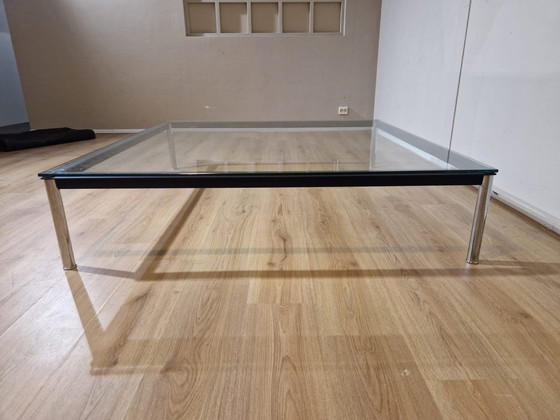 Image 1 of Cassina Lc-10P Coffee Table - Design Le Corbusier Black Frame Glass