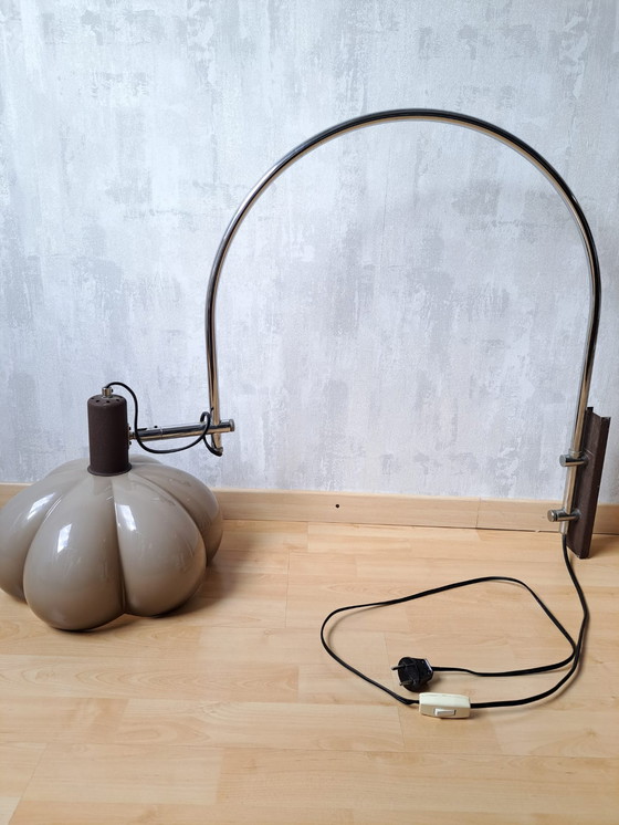 Image 1 of Herda arc lamp mushroom/flower