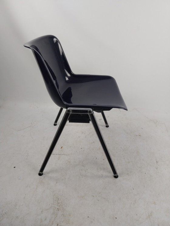 Image 1 of 1 x tecno Italy 1980's plastic and aluminum chair. Blue