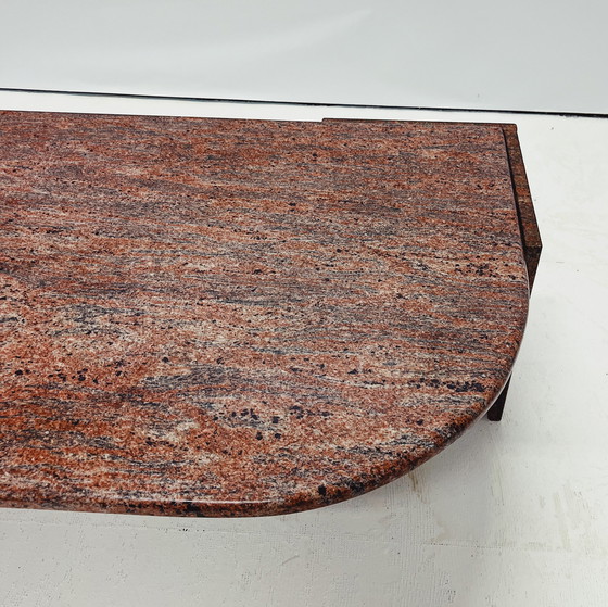 Image 1 of TABLE BASSE EN MARBRE EN FORME DE GOUTTE D'EAU