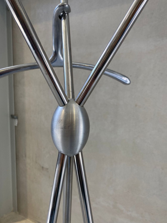 Image 1 of Spinder by Porsche coat rack