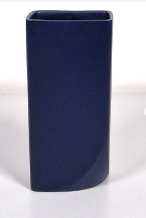 Jeroen Bechtold design vase black