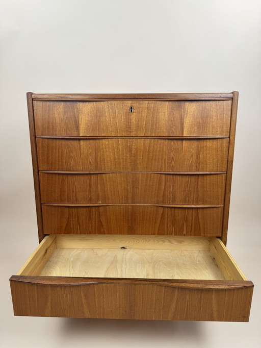 ⭐️ Mid-Century Danish Teak Chest Of Drawers