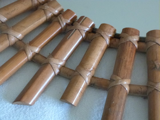 Image 1 of VIntage miroir ovale mural bambou rotin osier