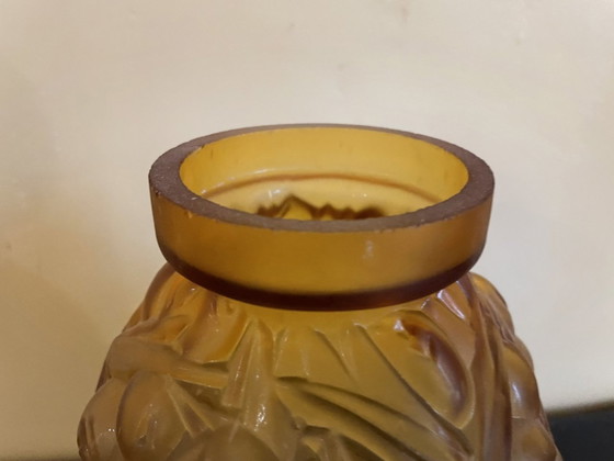 Image 1 of Vase Art Deco 1930 Amber Color French