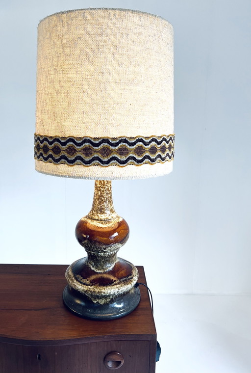 Ceramic fat lava table lamp