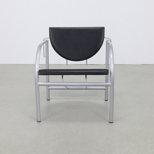 2x Chaise longue postmoderne "Kokatu" en cuir par M.A. Ciganda pour Akaba, 1980