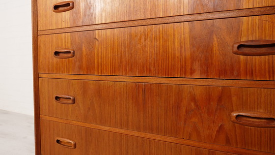 Image 1 of Vintage Danish teak chest of drawers | 6 drawers | 109 cm