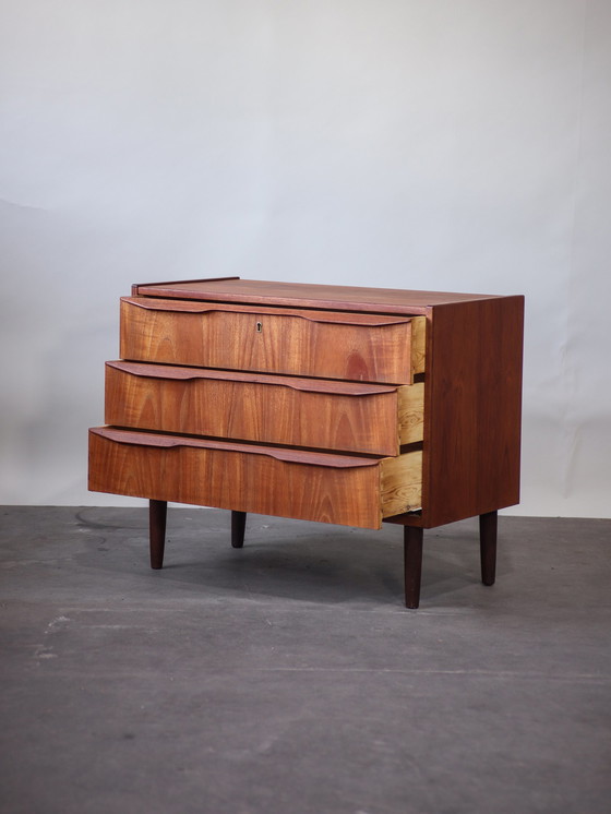 Image 1 of Commode design danois vintage