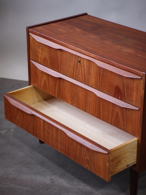Image 1 of Commode design danois vintage