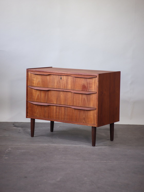 Image 1 of Commode design danois vintage