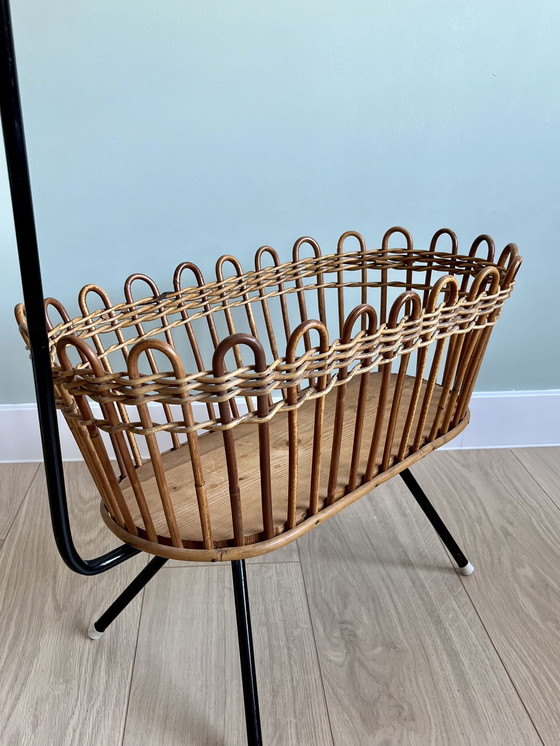 Image 1 of Rattan rohe noordwolde doll cradle