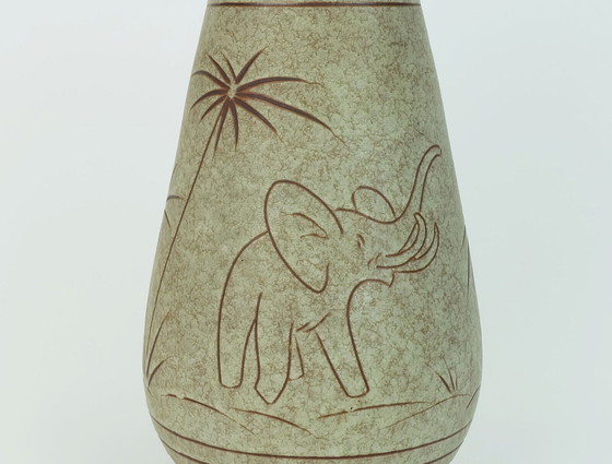 Image 1 of early 1960s u-keramik mid century ceramic VASE model no. 137/30 elephants and palmtrees decor