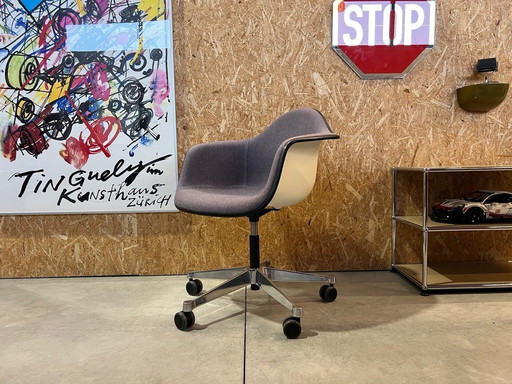 Vitra PACC Office Chair