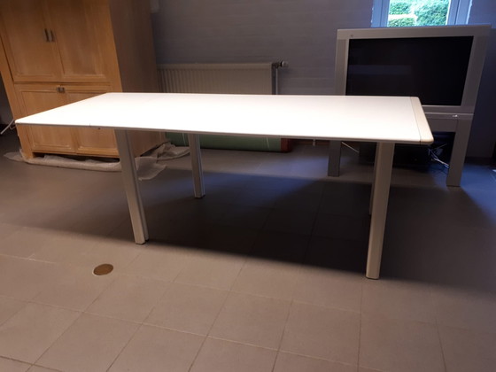 Image 1 of Castelijn dining table with pull-out leaf