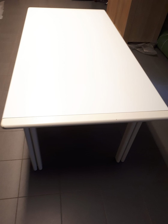 Image 1 of Castelijn dining table with pull-out leaf