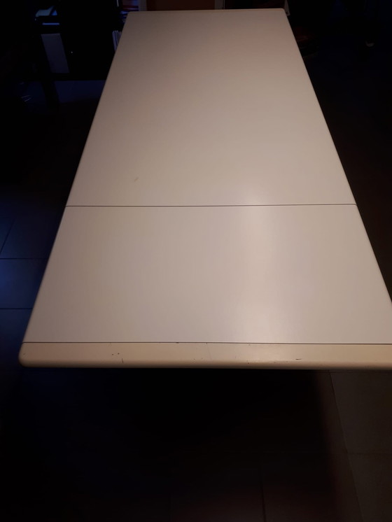 Image 1 of Castelijn dining table with pull-out leaf